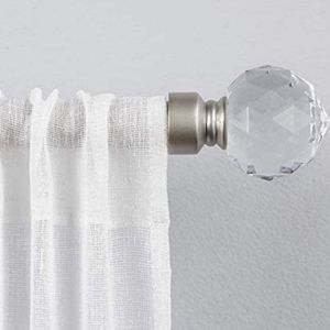 Curtain / Drape rod with crystal balls